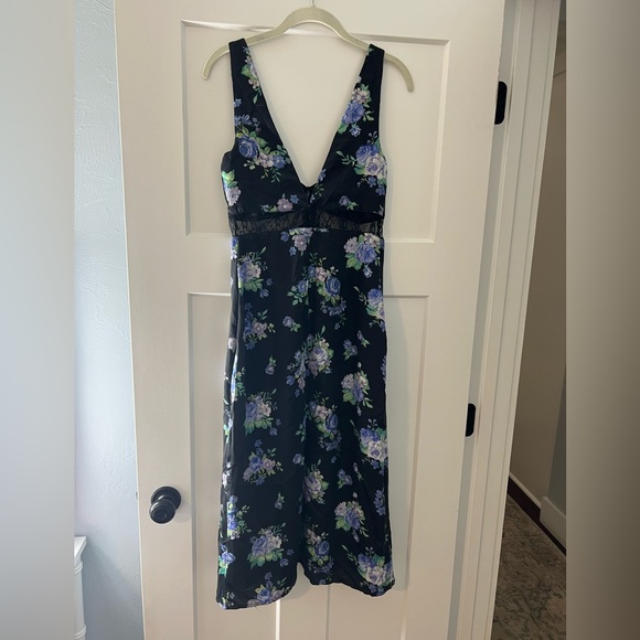 WeWoreWhat Floral Midi dress - Picture 5 of 7